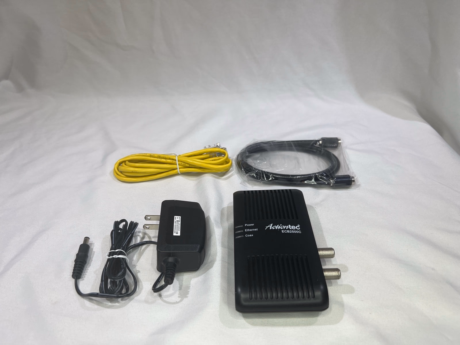 Actiontec MoCA Network Adapter Bundle - 3 Zones of Hardwired Gigabit Ethernet Over Coax - Primary View